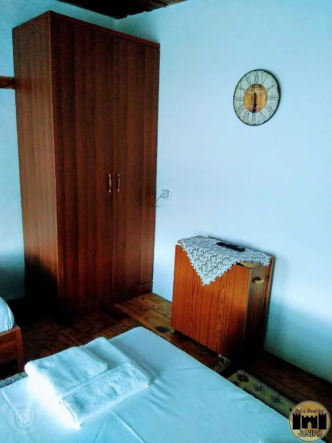Bed & Breakfast Josiph 베라트 홈스테이